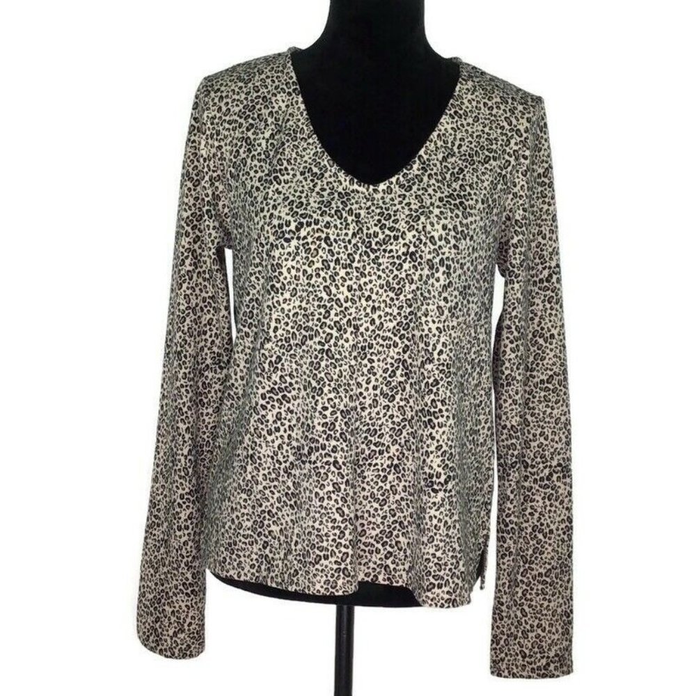 Sanctuary NEW Mini Leopard Animal Print V-Neck Cozy Pocket Top NWT Small S - Picture 1 of 4